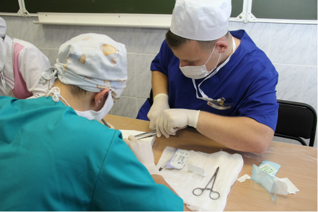 1-2 декабря 2014 года команда Медицинского института ПГУ под руководством к.м.н., доцента Темникова В.А. принимала участие во V Поволжской региональной студенческой олимпиаде по хирургии, которая проходила в Башкирском государственном медицинском университете (БГМУ, г. Уфа)